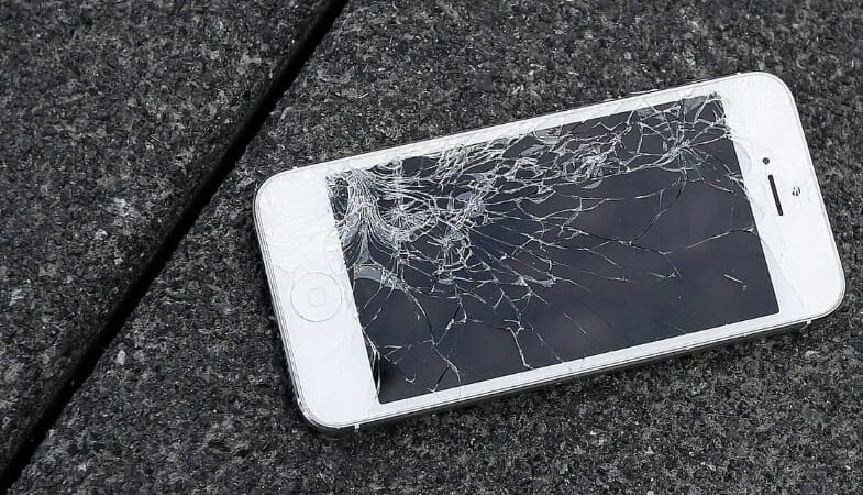 cracked iPhone screen